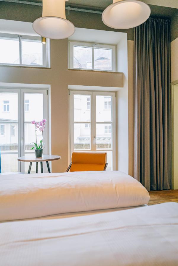 Hotel Amalia - Boutique Hotel ลันด์สฮูท ภายนอก รูปภาพ